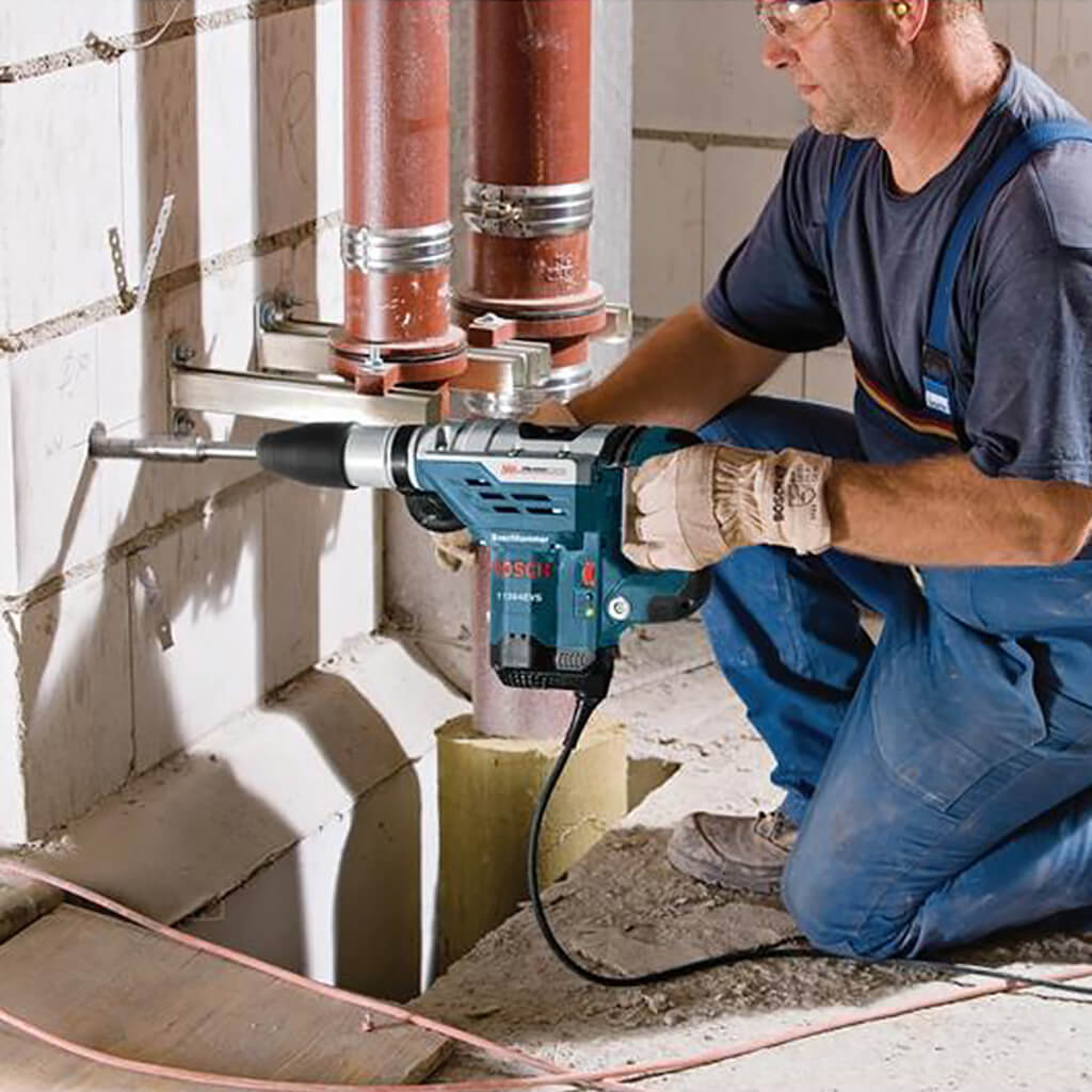 BOSCH 11264EVS 1-5/8 in. SDS-Max 13-amp Corded Variable-Speed Rotary Combination Hammer