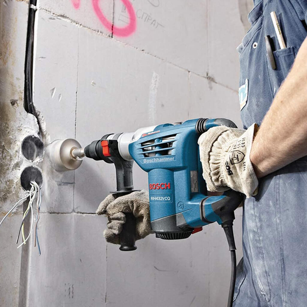 BOSCH RH432VCQ 1-1/4 in. SDS-Plus 8.5-Amp Variable-Speed Corded Rotary Hammer Drill Kit with Quick Change Chuck System