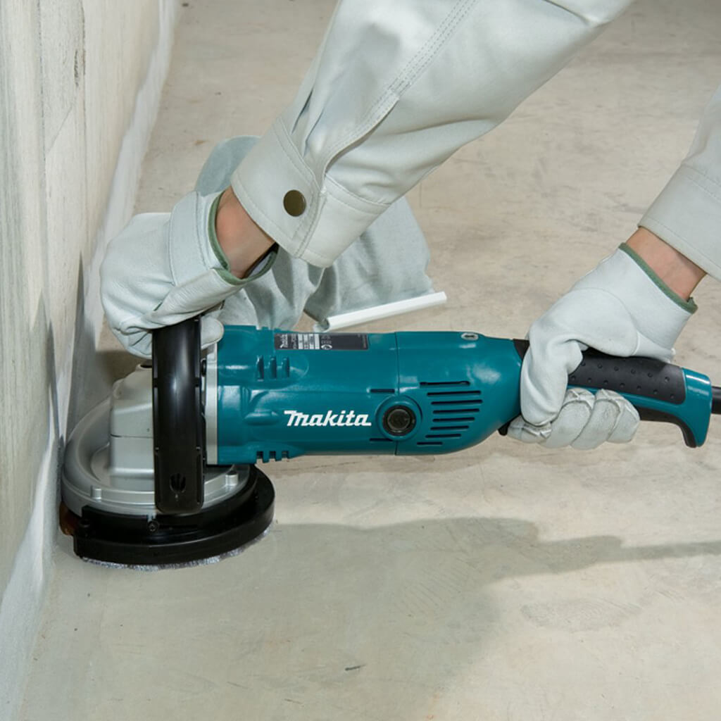 Makita PC5000C 5 in. Concrete Planer with Dust Bag 