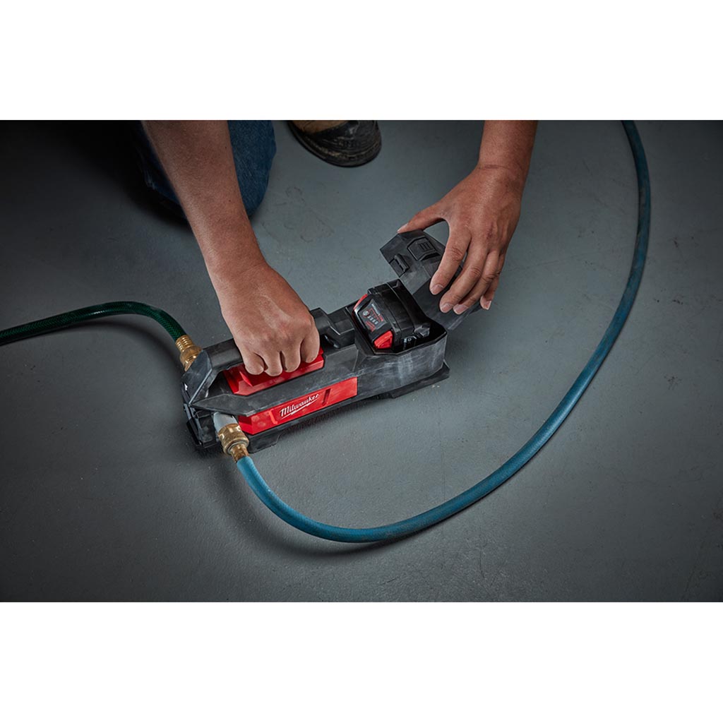 Milwaukee 2771-20 M18 18-Volt Lithium-Ion 1/4 Hp Cordless Transfer Pump (Tool Only)