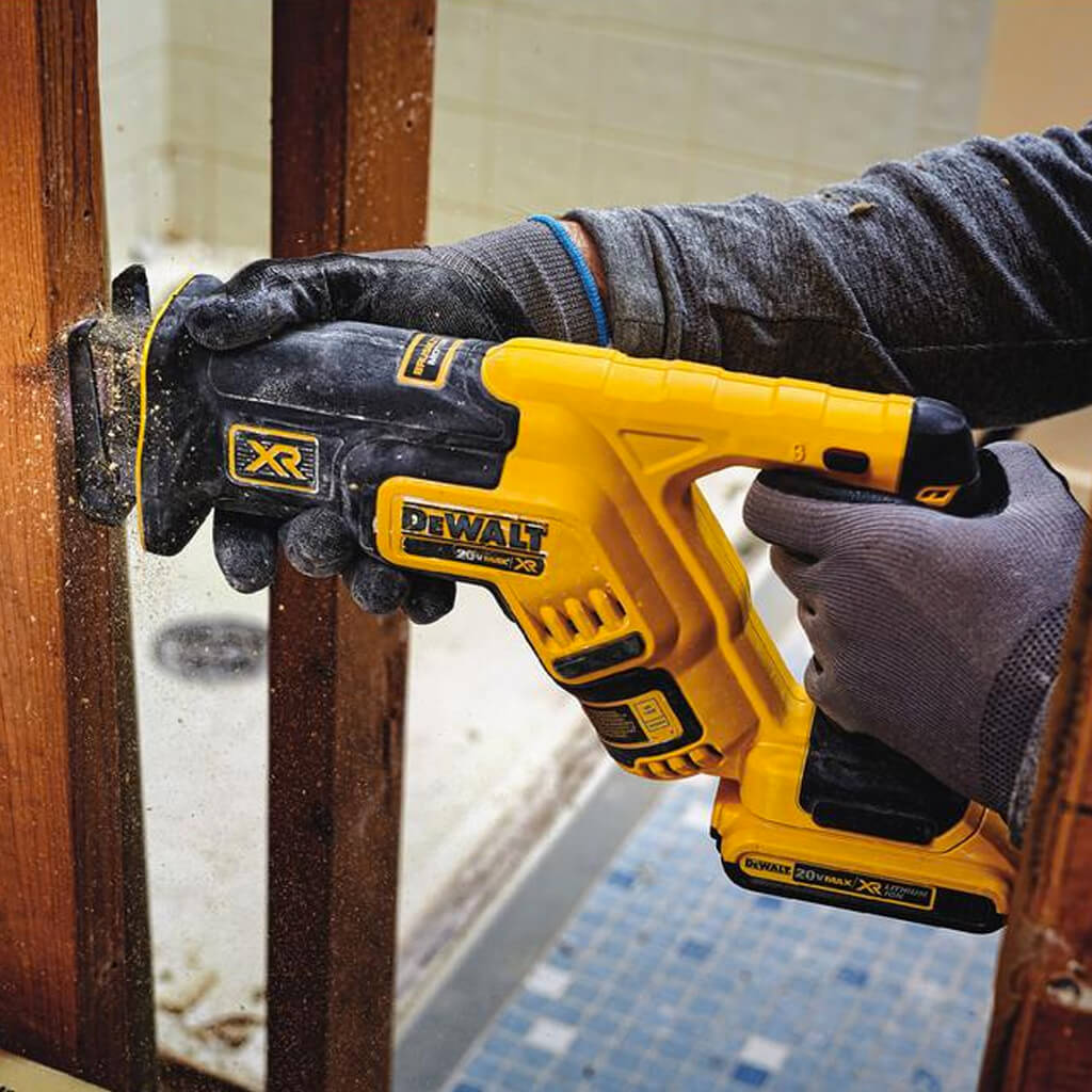 DEWALT DCS367B 20-Volt MAX XR Lithium-Ion 1-1/8 in. Stroke Brushless Compact Reciprocating Saw (Tool Only)