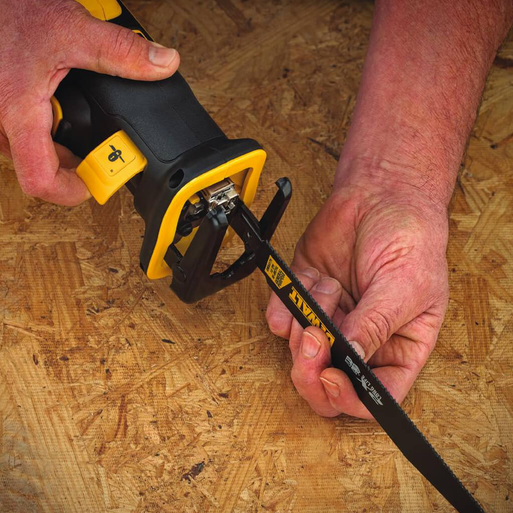 DEWALT DCS367B 20-Volt MAX XR Lithium-Ion 1-1/8 in. Stroke Brushless Compact Reciprocating Saw (Tool Only)