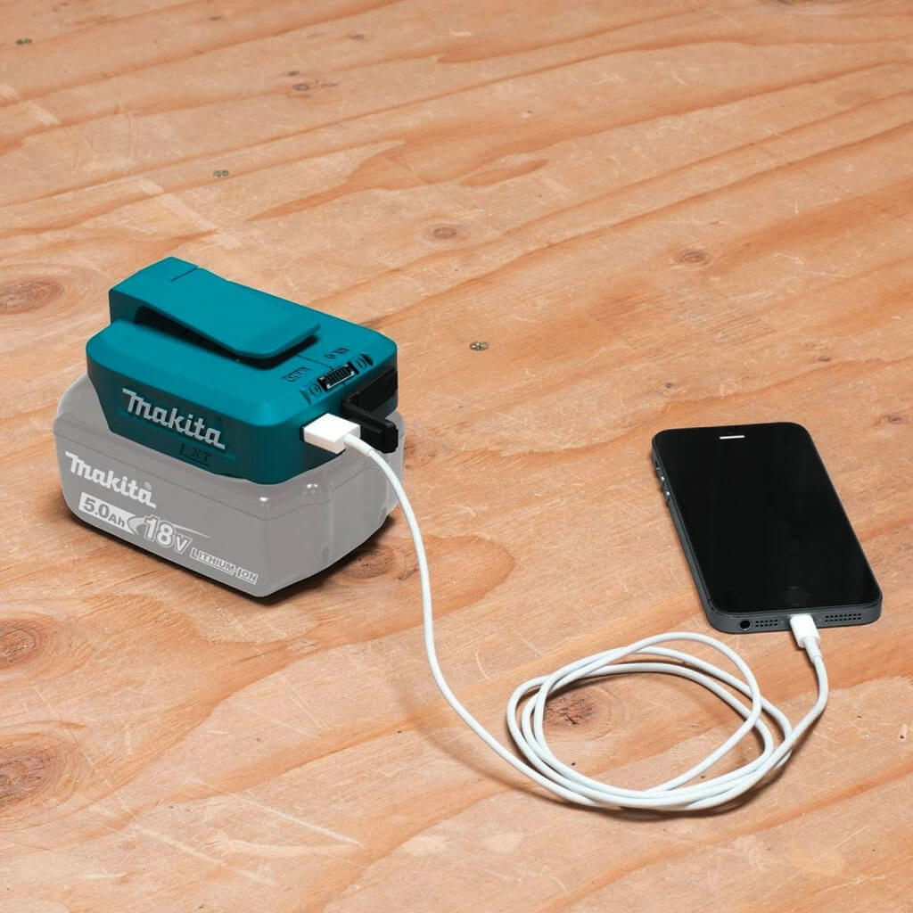 Makita ADP05 18-Volt LXT Lithium-Ion Cordless Power Source Adapter with 2 USB Ports