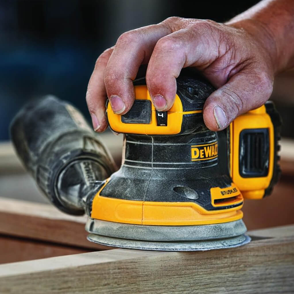 DEWALT DCW210B 20-Volt MAX XR Lithium-Ion 5 in. Brushless Variable Speed Random Orbital Sander (Tool Only)