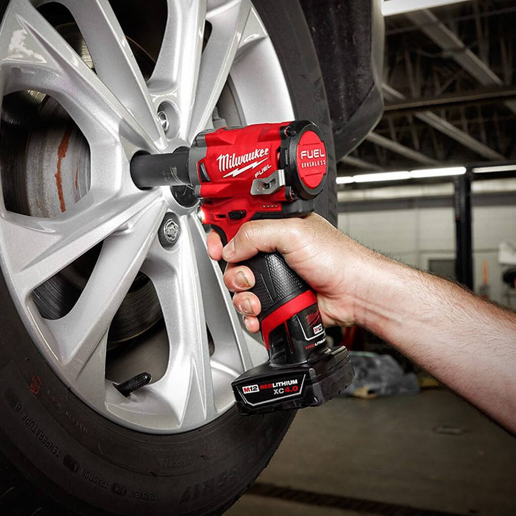 Milwaukee 2555-20 M12 FUEL 12-Volt Lithium-Ion 1/2 in. Brushless Stubby Impact Wrench (Tool Only)