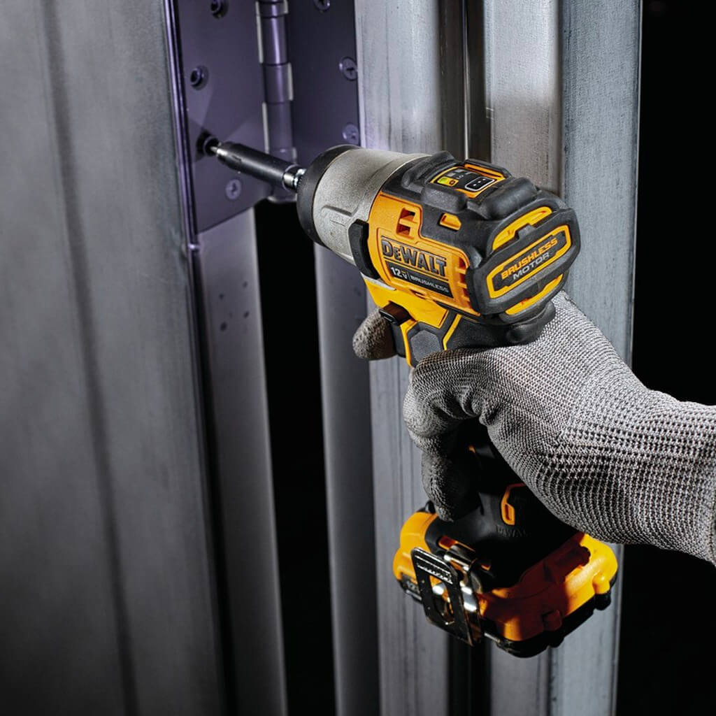 DEWALT DCF801F2 XTREME 12-Volt MAX Lithium-Ion 1/4 in. Brushless Impact Driver Kit