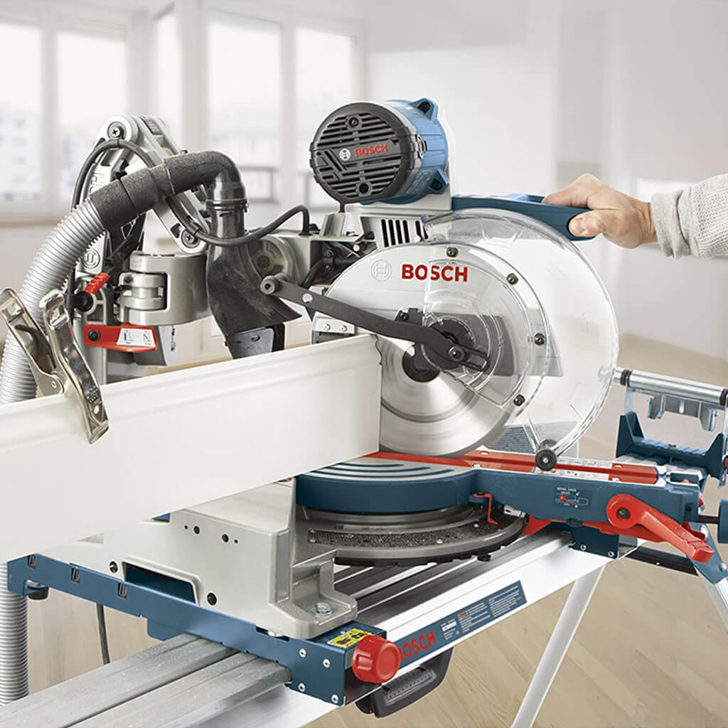 BOSCH CM10GD 15 Amp 10 in. Dual Bevel Sliding Mitre Saw