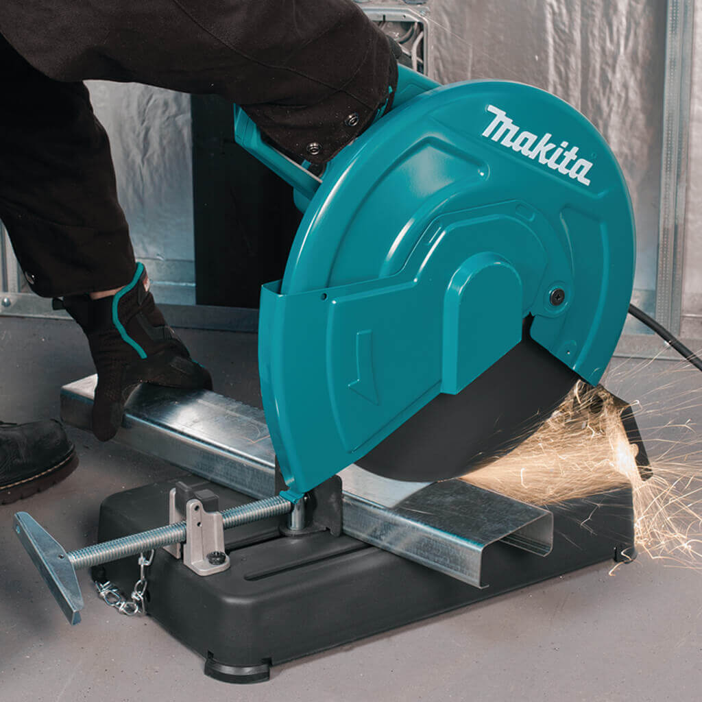 Makita LW1401 14 in. 15 Amp Cut Off Chop Saw