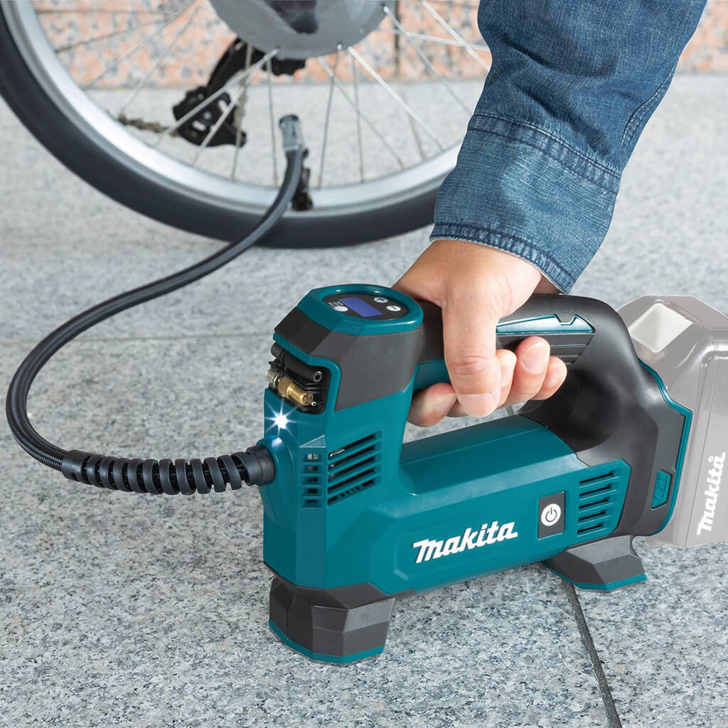Makita DMP180Z 18-Volt LXT Lithium-Ion Cordless 120 PSI Air Inflator (Tool Only)