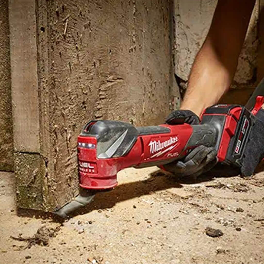 Milwaukee 2836-20 M18 FUEL 18-Volt Lithium-Ion Brushless Oscillating Multi-Tool (Tool Only)