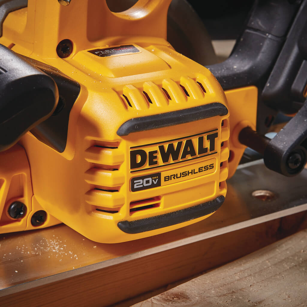 DEWALT DCS573B 20-Volt MAX Lithium-Ion 7-1/4 in. Brushless Circular Saw with FLEXVOLT ADVANTAGE (Tool Only)