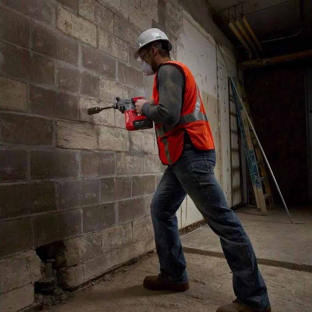 Milwaukee 2912-20 M18 FUEL 18-Volt Lithium-Ion 1 in. Cordless Brushless SDS Plus Rotary Hammer (Tool Only)