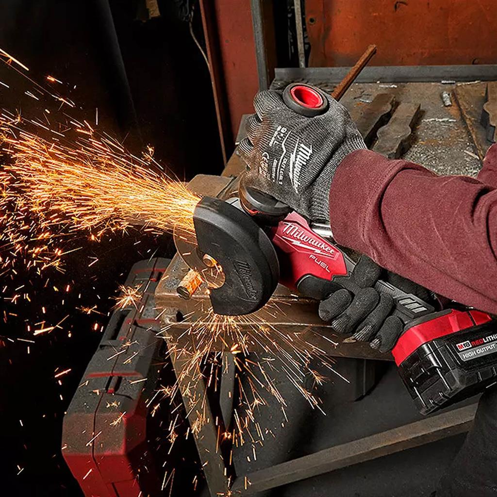 Milwaukee 2880-20 M18 FUEL 18-Volt Lithium-Ion 4-1/2 in. - 5 in. Cordless Brushless No-Lock Grinder with Paddle Switch (Tool Only)