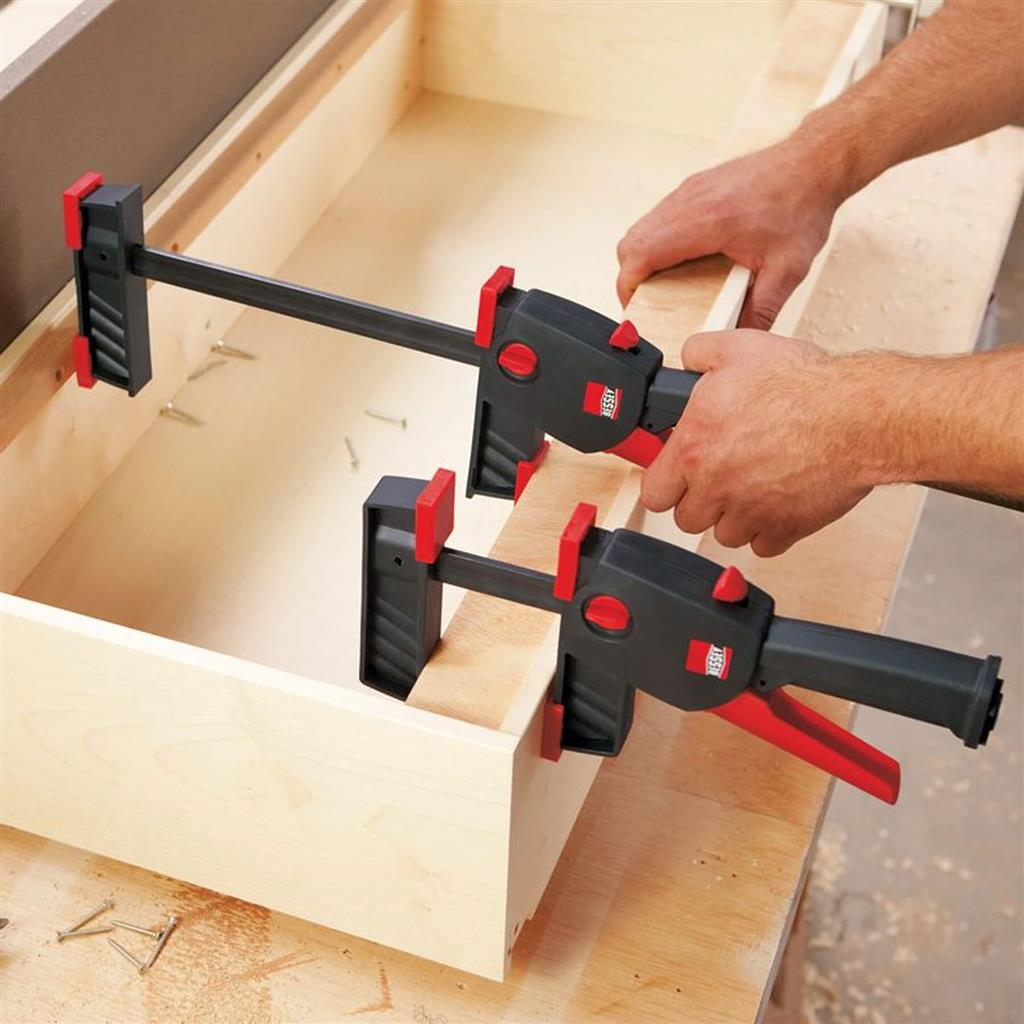 Bessey DUO16-8 6 in. x 3-1/4 in. 260 lb. Clamping Force DuoKlamp Large Surface One Handed Clamp