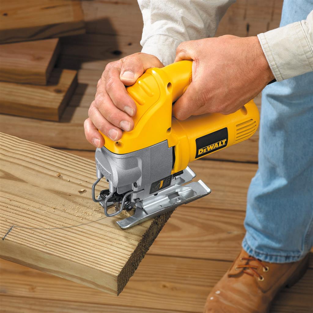 DEWALT DW317K 5.5-Amp Corded D-Handle Jig Saw