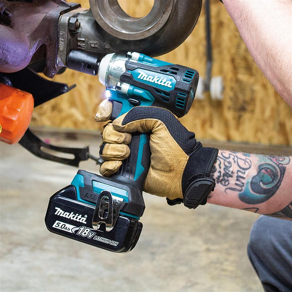 Makita DTW301XVZ 18-Volt LXT Lithium-Ion 1/2 in. Cordless Brushless Detent Pin Impact Wrench (Tool Only)