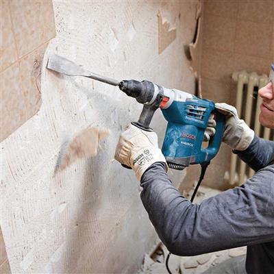 BOSCH RH432VCQ 1-1/4 in. SDS-Plus 8.5-Amp Variable-Speed Corded Rotary Hammer Drill Kit with Quick Change Chuck System