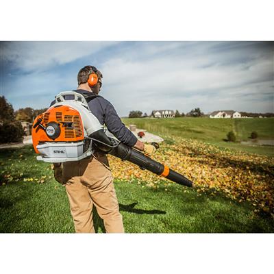 STIHL BR450 63.3cc 2,900-Watt Gasoline-Powered Backpack Blower