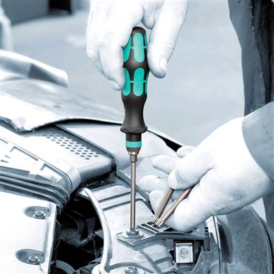 Wera 05059297001 Kraftform Kompakt 62 Bitholding Quick-Release Chuck Screwdriver and Bit Set (33-Piece)