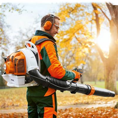 STIHL BR800X Magnum 80cc Gasoline-Powered Backpack Blower