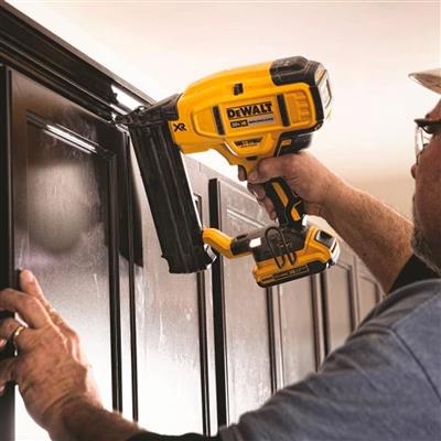 DEWALT DCN680B 20-Volt MAX XR Lithium-Ion 5/8 in. to 2-1/8 in. 18-Gauge Brushless Brad Nailer (Tool Only)