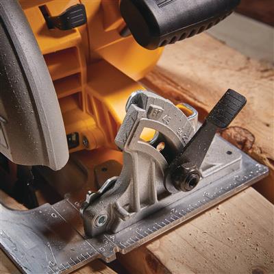 DEWALT DCS573B 20-Volt MAX Lithium-Ion 7-1/4 in. Brushless Circular Saw with FLEXVOLT ADVANTAGE (Tool Only)