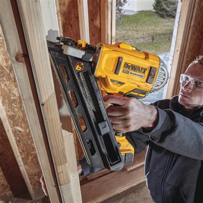 DEWALT DCN692M1 20-Volt MAX Lithium-Ion 30-Degree Cordless Paper Collated Framing Nailer Kit