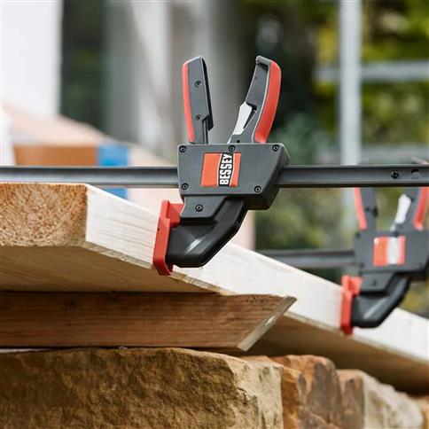 Bessey EHKXL12 12 in. x 3-5/8 in. 600 lb. Clamping Force EHK Extra Large Trigger Clamp